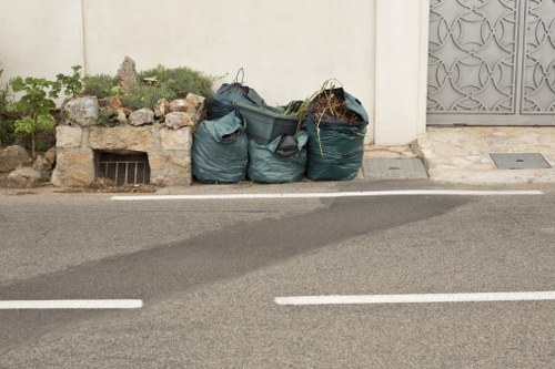 Various types of skips available in Camden Town